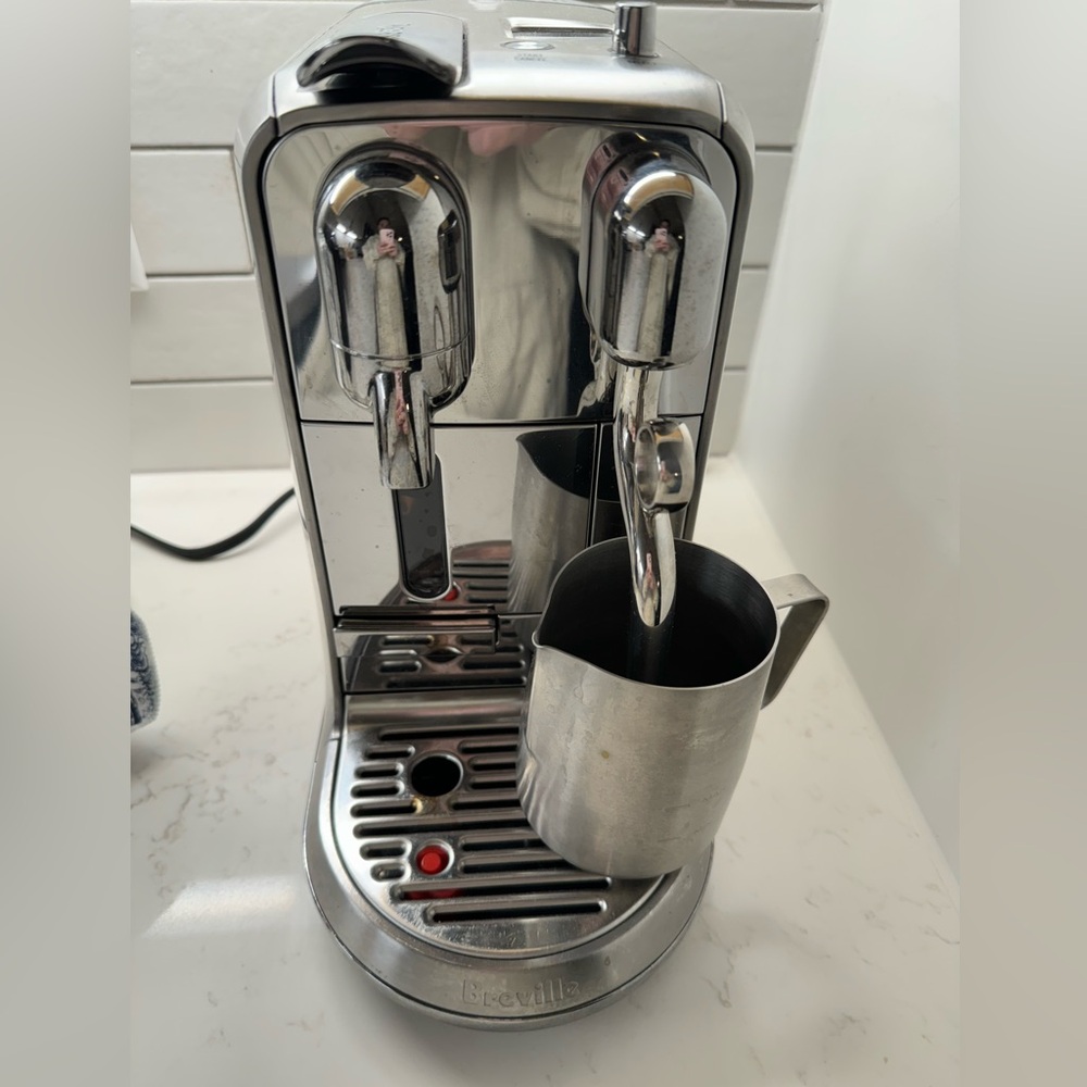 Nespresso Creatista Plus Coffee Machine